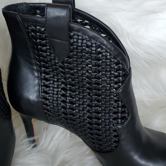 Last 1..NWT SZ 6🎄JESSICA SIMSON LEATHER BOOTIES - Picture 7 of 7